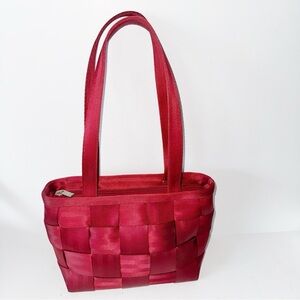 Y2K Harvey's The Original Red Seatbelt Bag Shoulder Y2K Contemporary